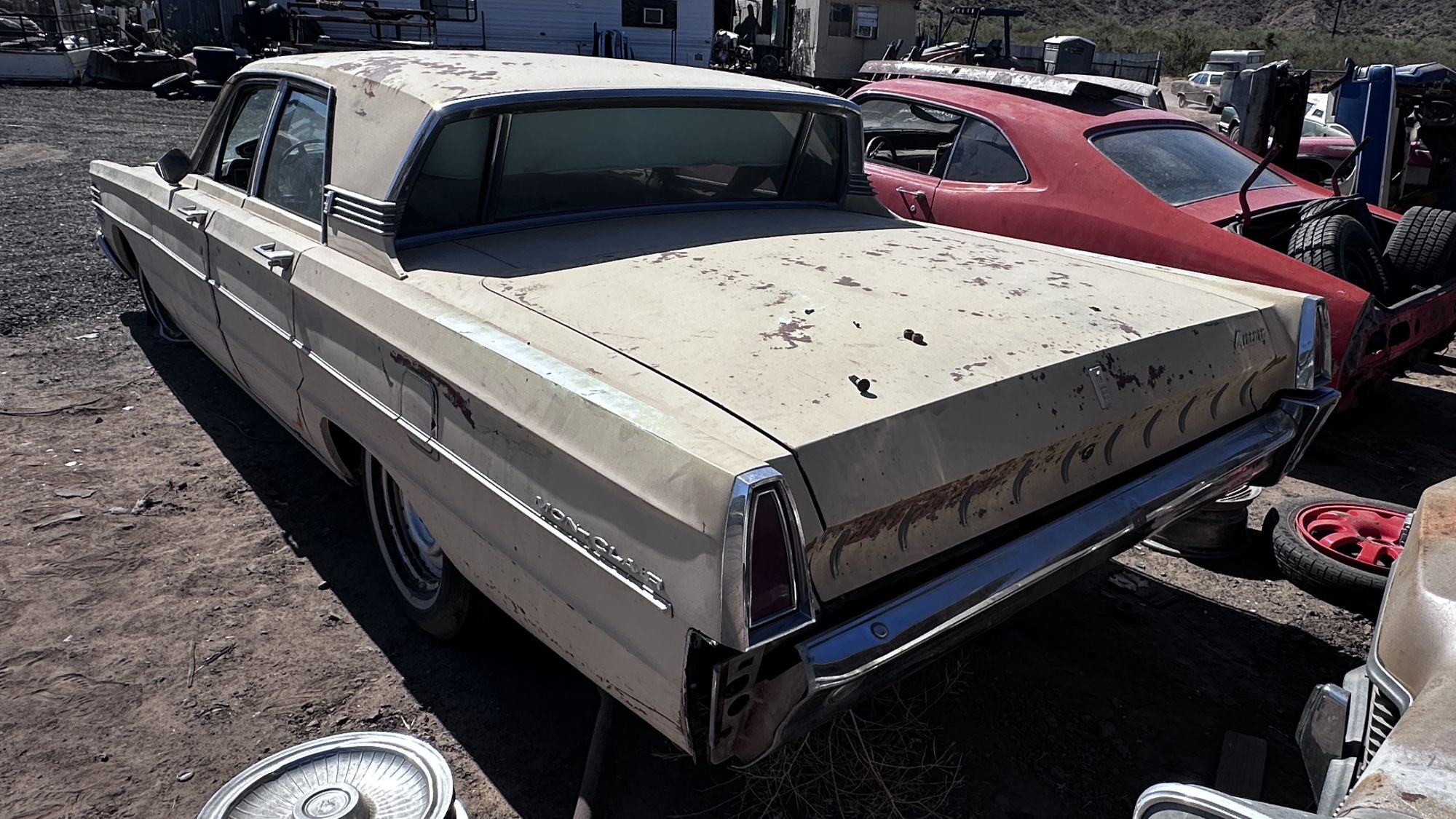 Check Out Mercury's “Breezeway” Rear Window on the 1965 Montclair