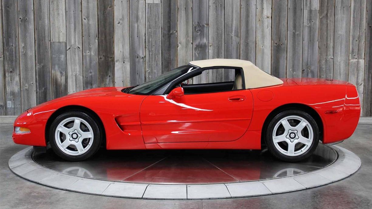 Pick of the Day: 1998 Chevrolet Corvette Convertible
