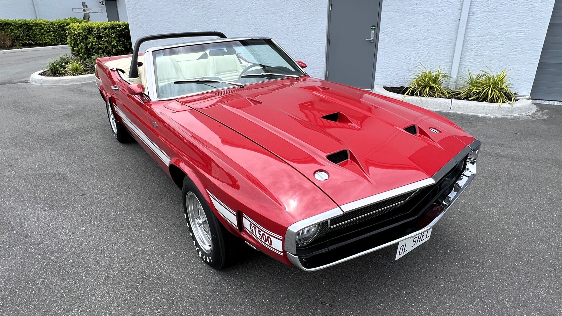 Carroll Shelby Owned This GT500 for 39 Years Can you blame Carroll for wanting this ragtop? Diego Rosenberg 11 seconds ago 0