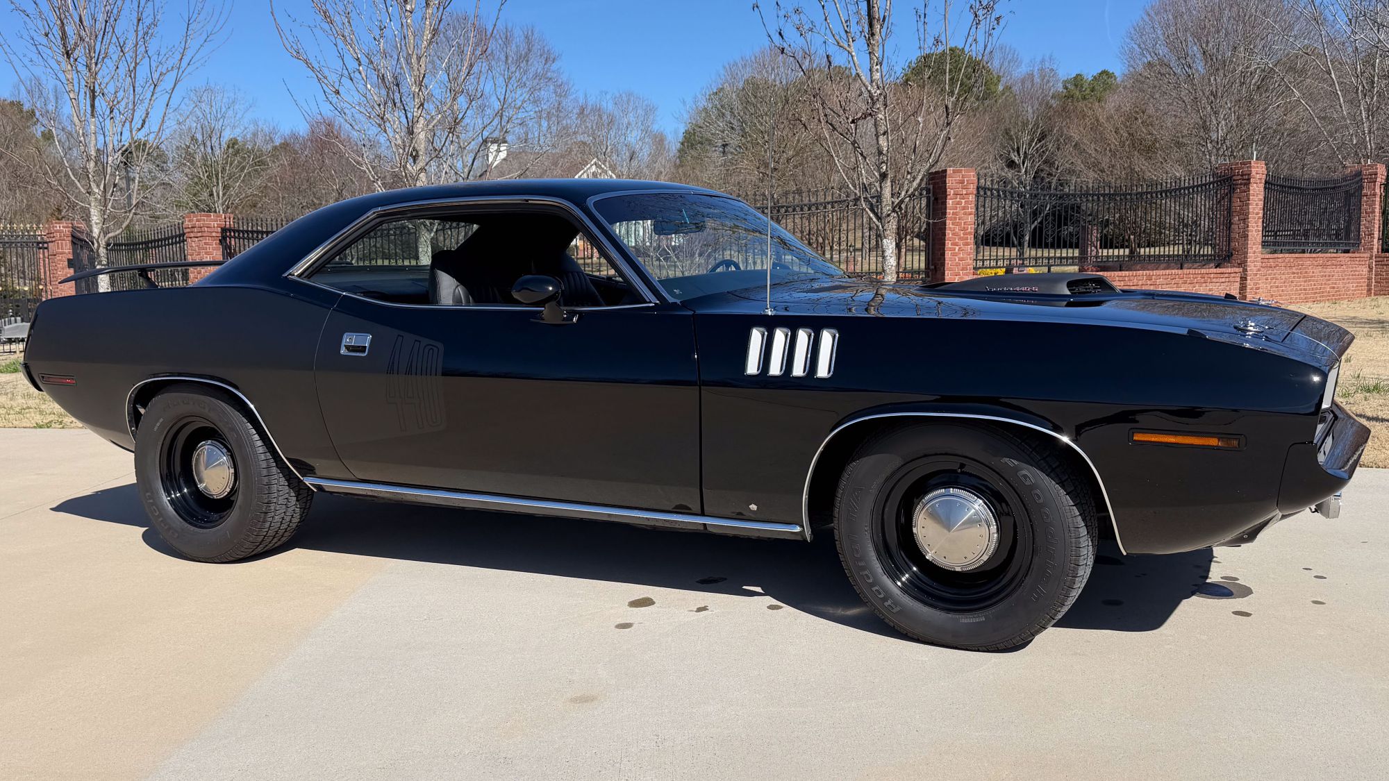 Matching Numbers 'Cuda und Daytona unter den klassischen Mopars bei ...