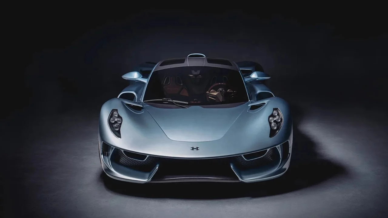 Hennessey Blackbird is an All-V-8, Manual-only Hypercar
