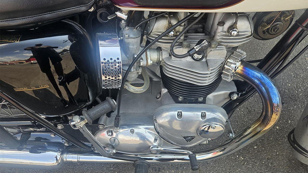 Pick of the Day: 1967 Triumph Bonneville